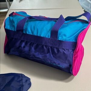 1980’s Vintage Zippered Gym Duffel Bag Pink Purple Turquoise Colorado Brand